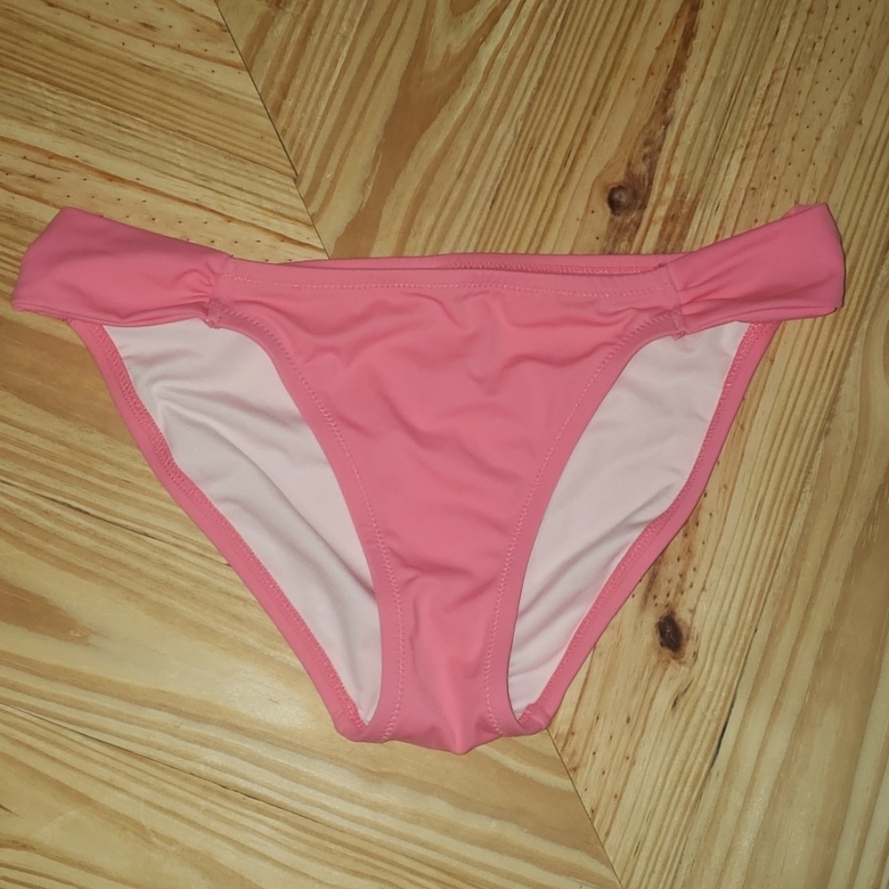 Victoria's Secret pink bikini bottom Size Medium